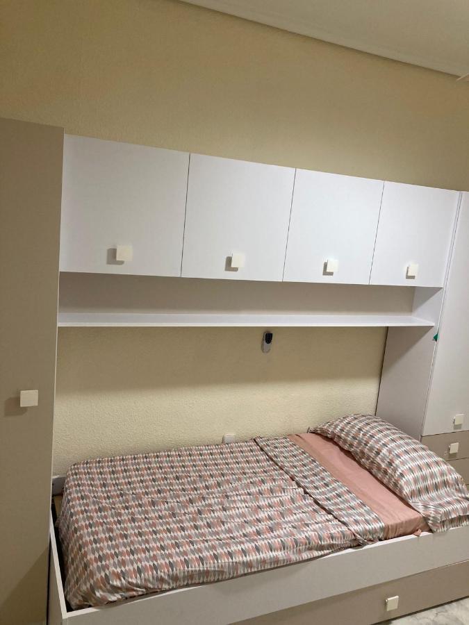 Apartamento A 100 Metros De La Playa Malvarrosa Apartment Valencia Luaran gambar