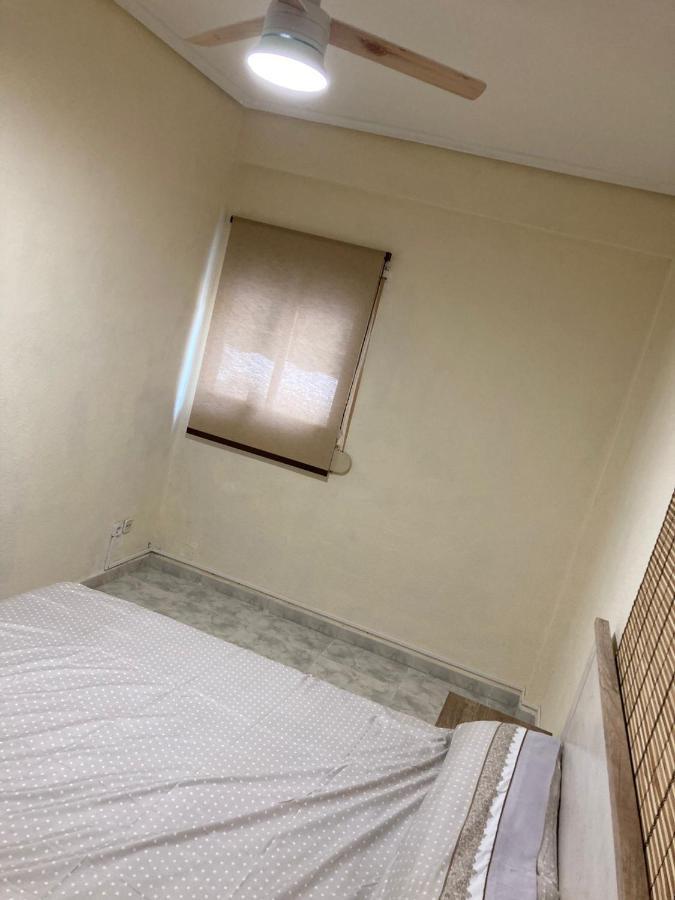 Apartamento A 100 Metros De La Playa Malvarrosa Apartment Valencia Luaran gambar