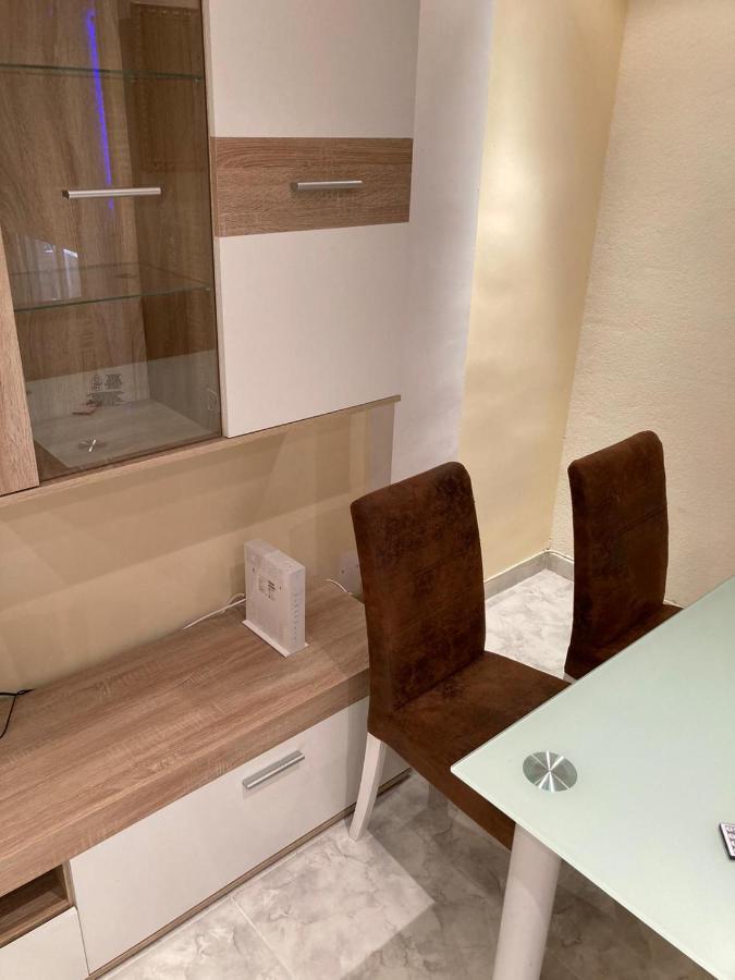 Apartamento A 100 Metros De La Playa Malvarrosa Apartment Valencia Luaran gambar