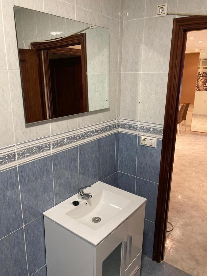 Apartamento A 100 Metros De La Playa Malvarrosa Apartment Valencia Luaran gambar